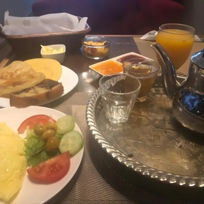 Petit déjeuner & services